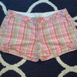 Super cute plaid shorts